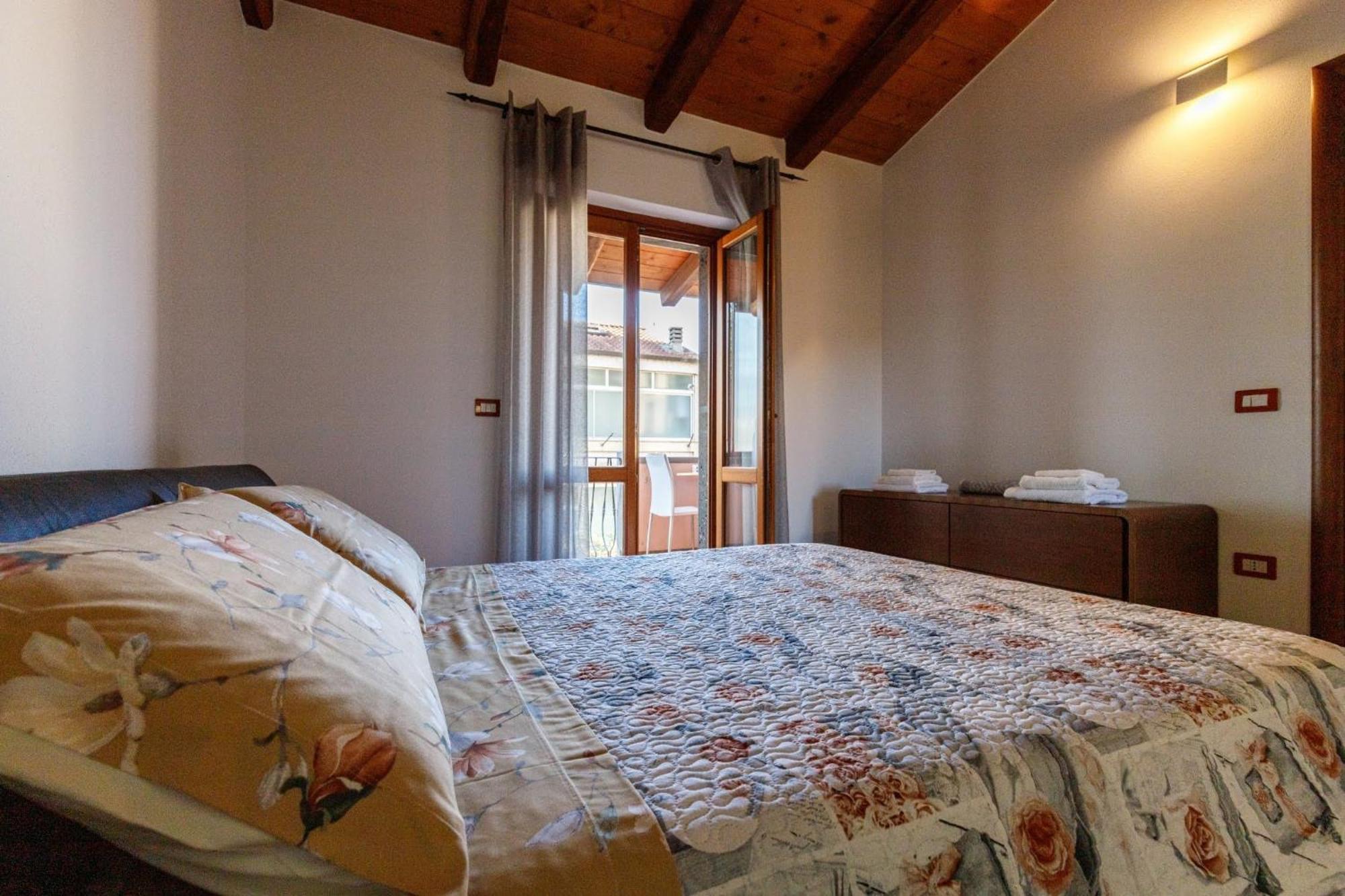 Casa Lilla 1 E 2 Lägenhet Oristano Exteriör bild