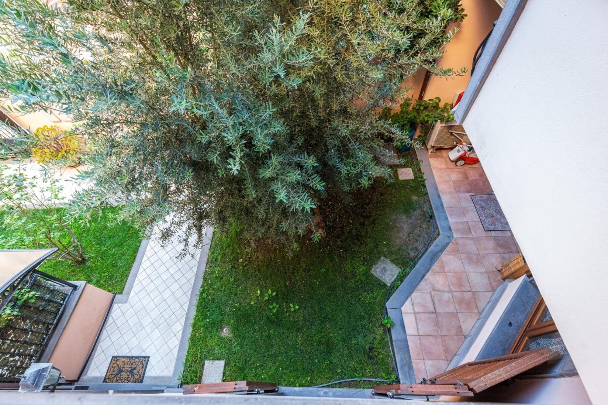 Casa Lilla 1 E 2 Lägenhet Oristano Exteriör bild