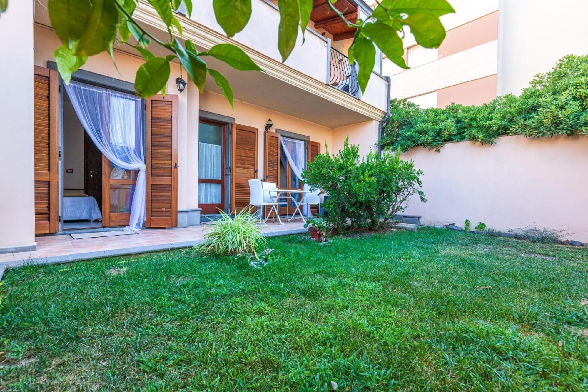 Casa Lilla 1 E 2 Lägenhet Oristano Exteriör bild