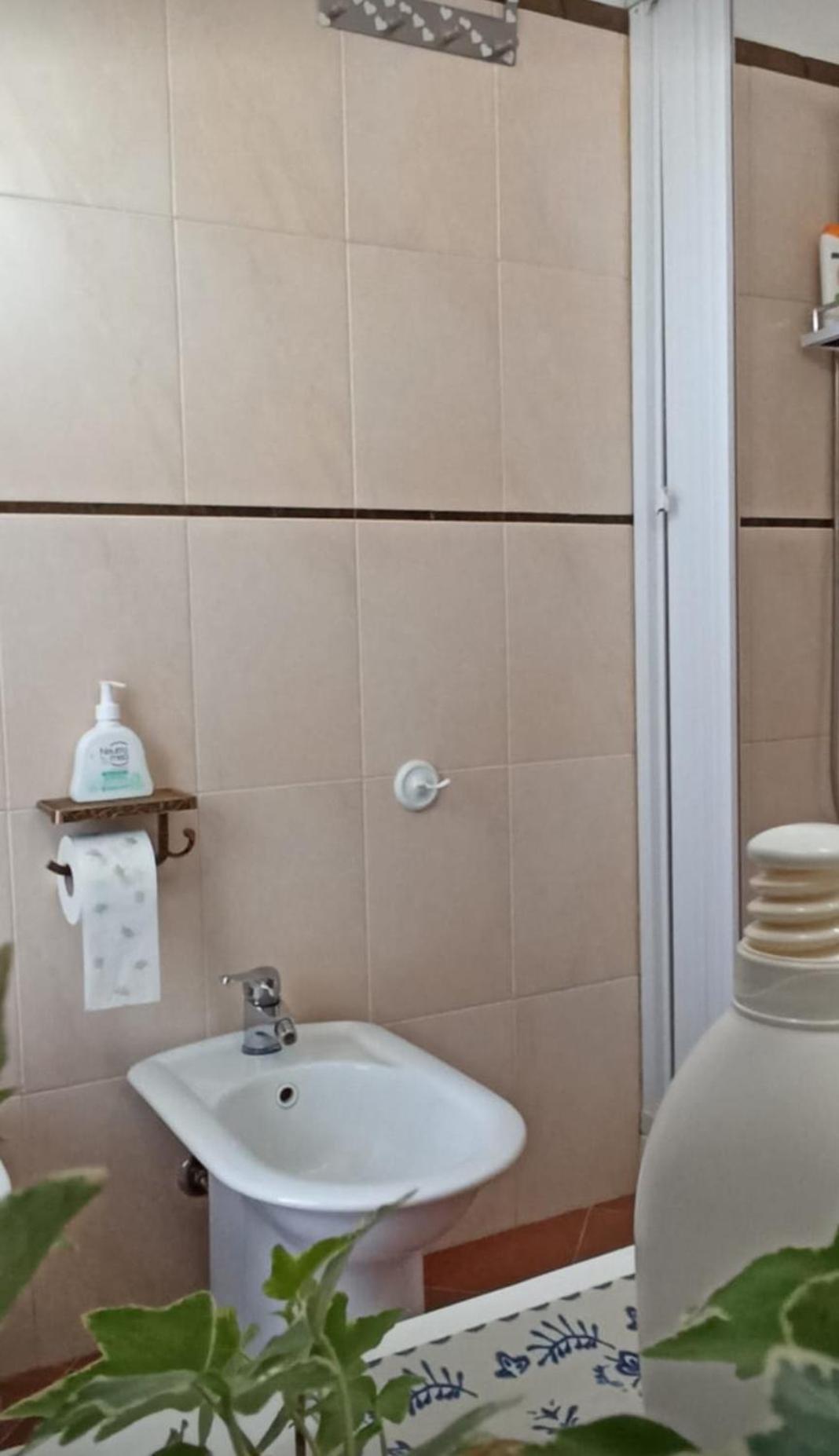 Casa Lilla 1 E 2 Lägenhet Oristano Rum bild